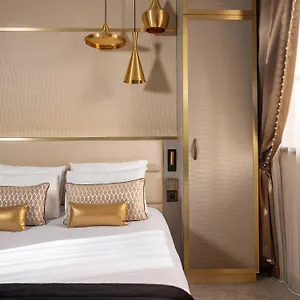 Niepce Paris, Curio Collection By Hilton Hotel Paris